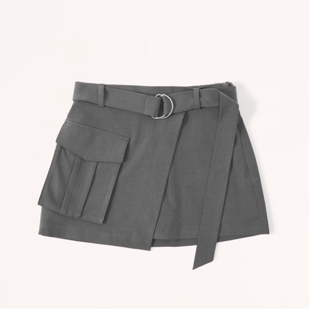 Abercrombie wrap utility skort gray belted